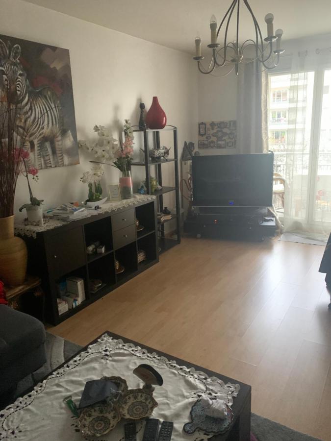 Chambre Proche De La Defense Daire Courbevoie Dış mekan fotoğraf